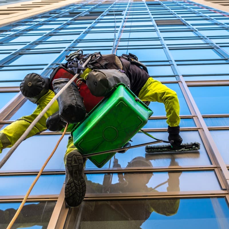 Contactar con Construser César Paz, S.L.